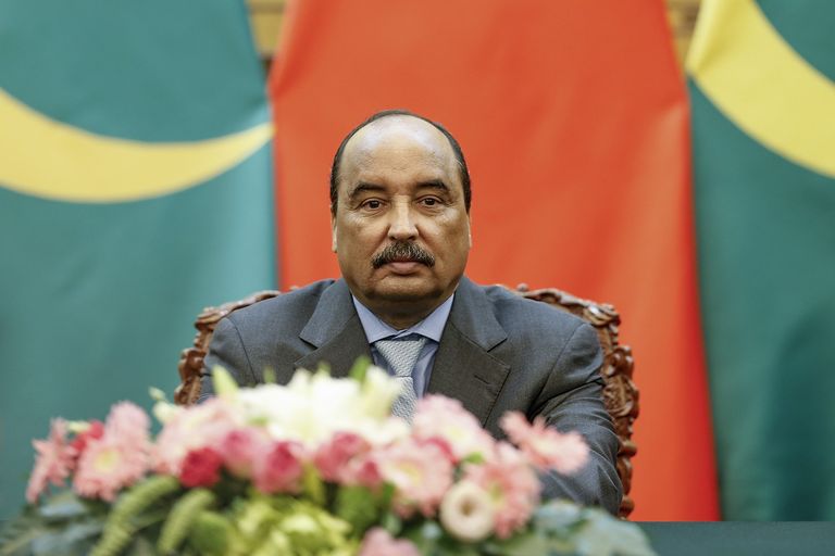 4782186_7_1d1c_le-president-mauritanien-mohamed-ould-abdel_733117bcce7923b5d2b5769341f50606.jpg